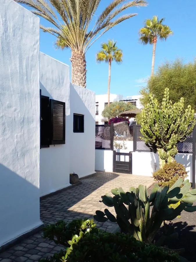 Chalet Nº 7 Tajinaste Puerto del Carmen  0*, Puerto del Carmen (Lanzarote)